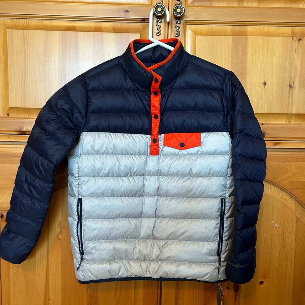 Eddie Bauer 600 fill power down pullover.  NWOT XS